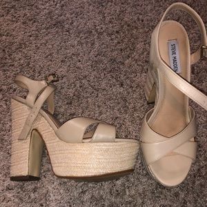 Steve Madden platform heel